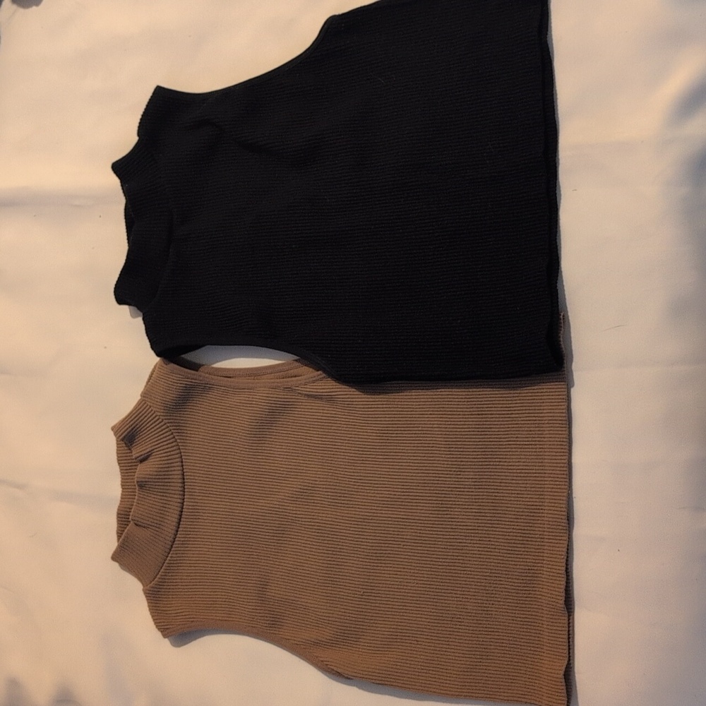 Sleeveless Ribbed High Neck Top Set